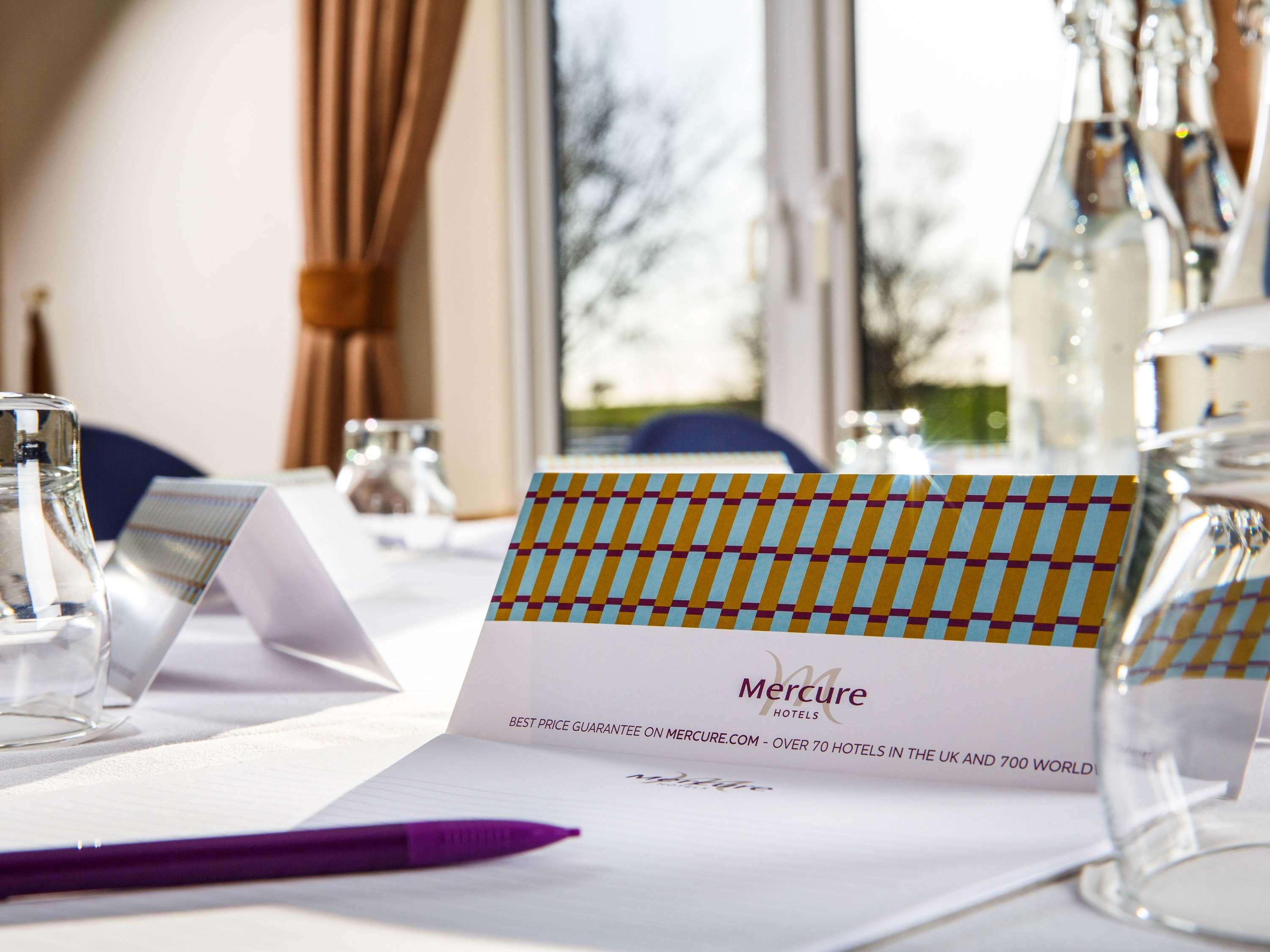 Mercure Leeds Parkway Hotel Eksteriør bilde