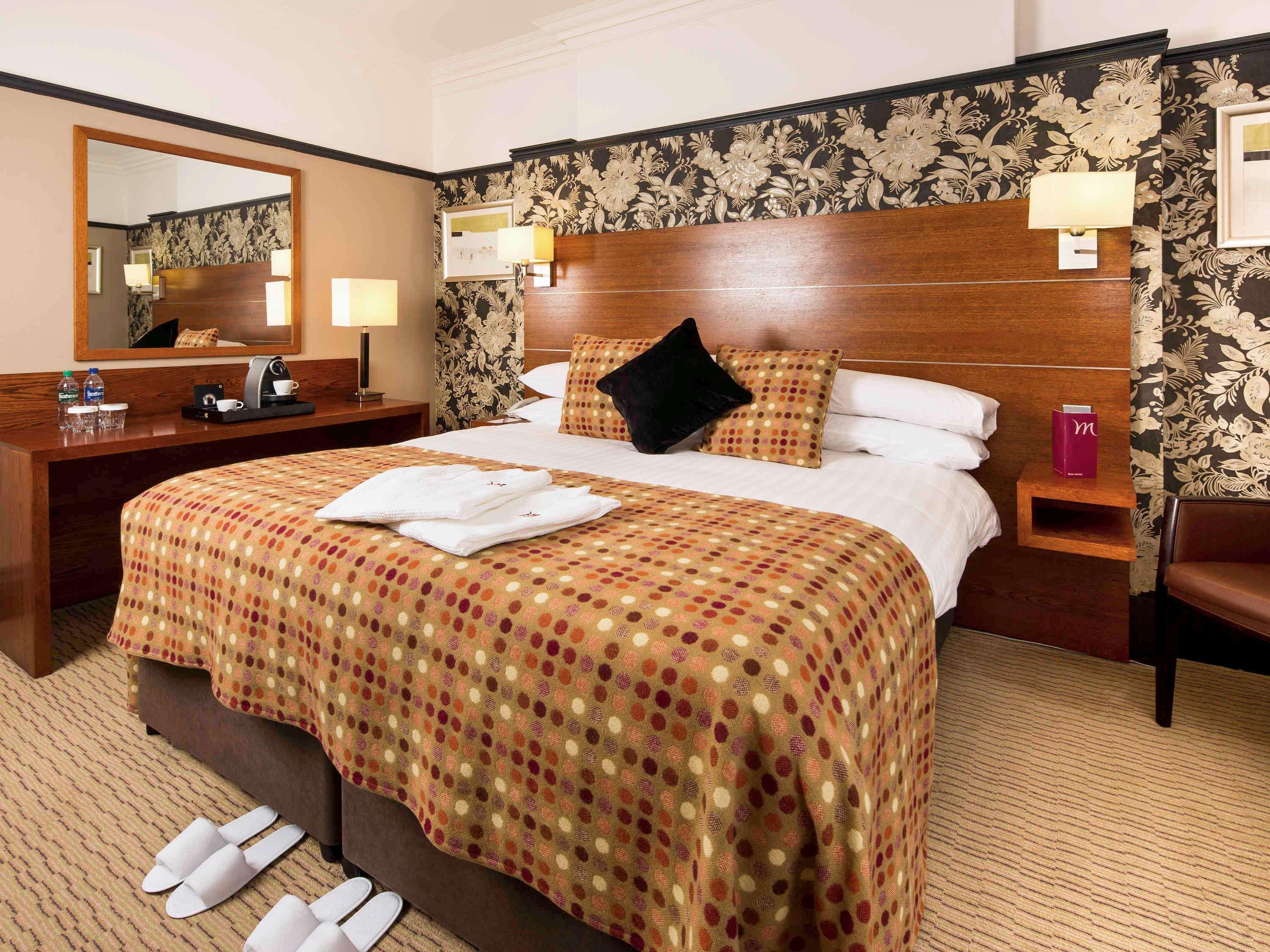 Mercure Leeds Parkway Hotel Eksteriør bilde