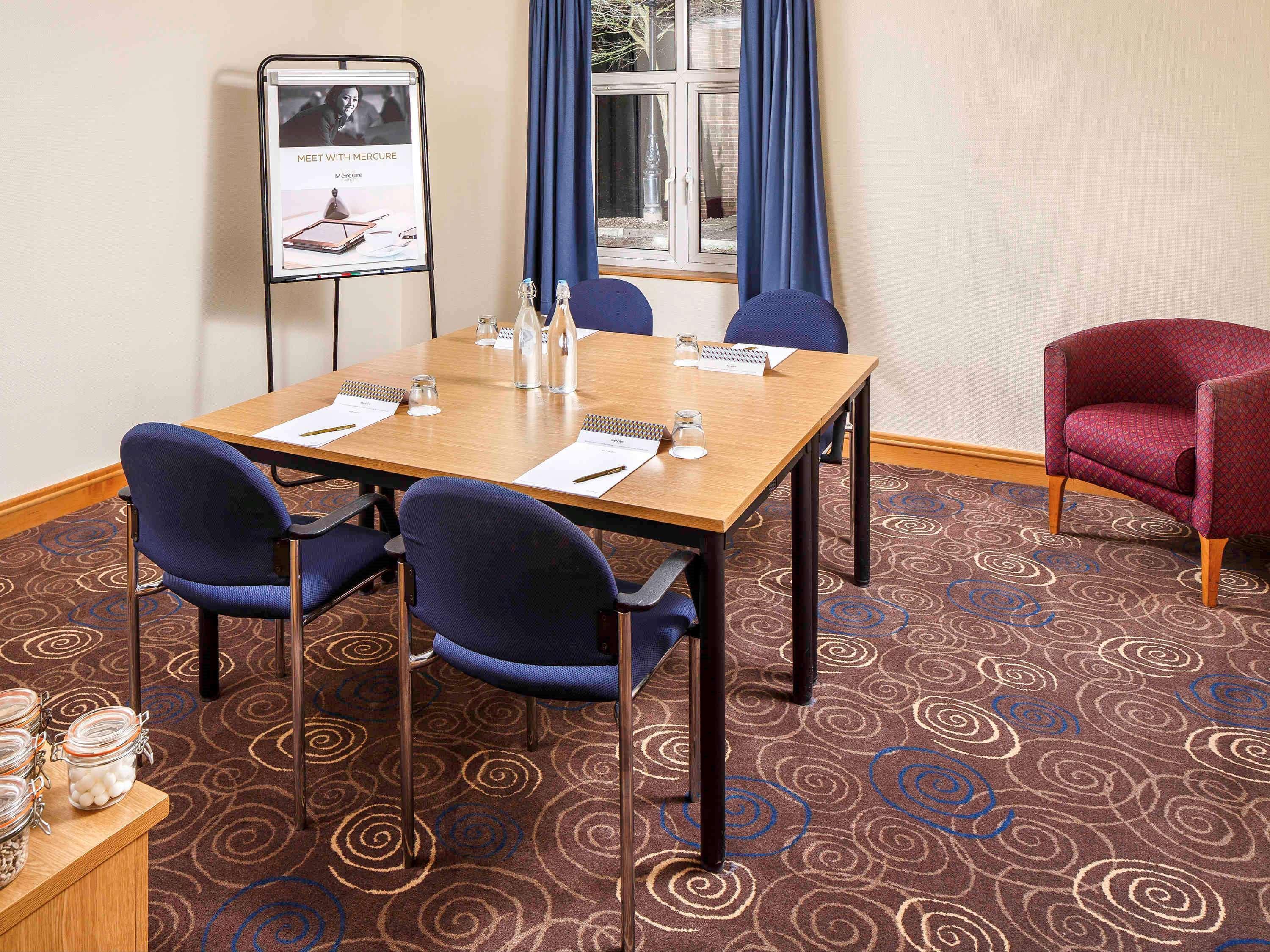 Mercure Leeds Parkway Hotel Eksteriør bilde